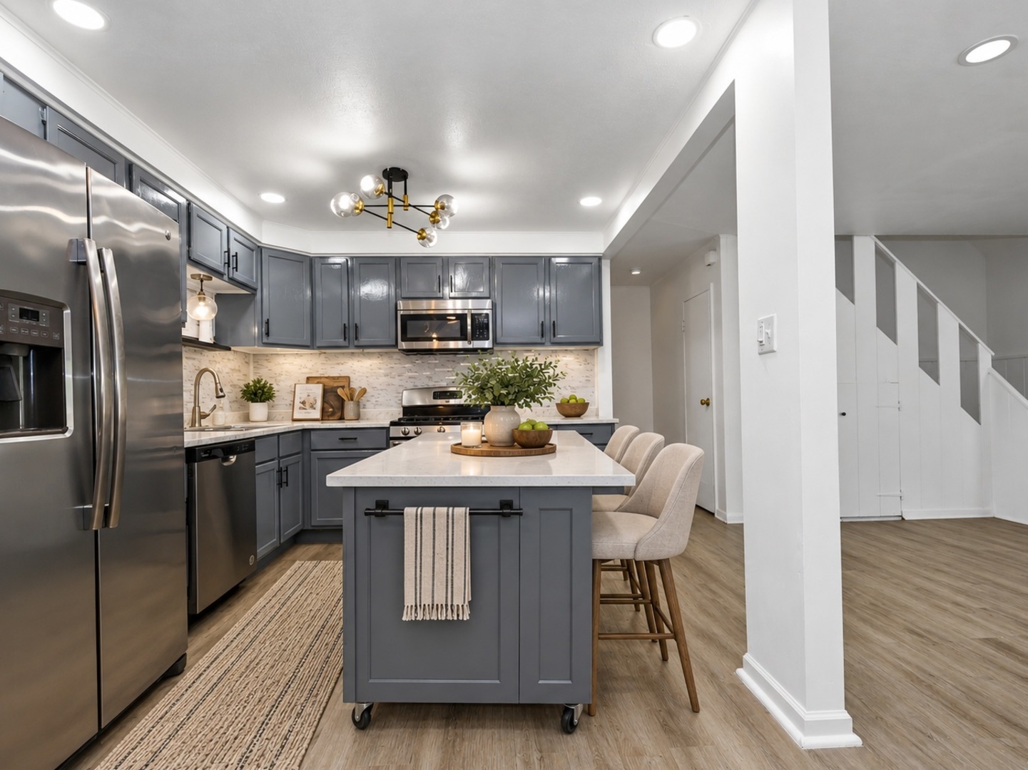 21801 Central Park Avenue Property Photo 4