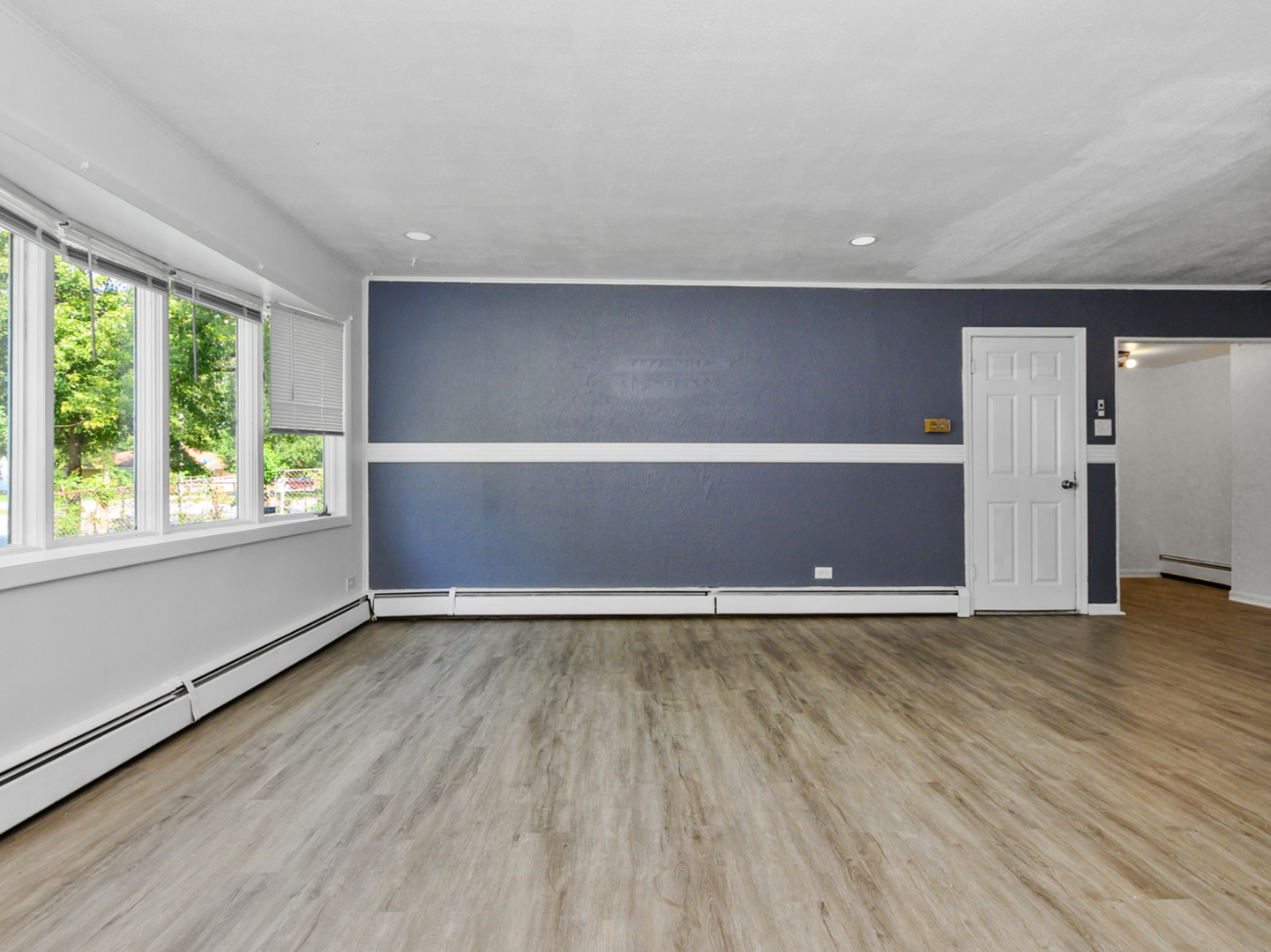 21801 Central Park Avenue Property Photo 15