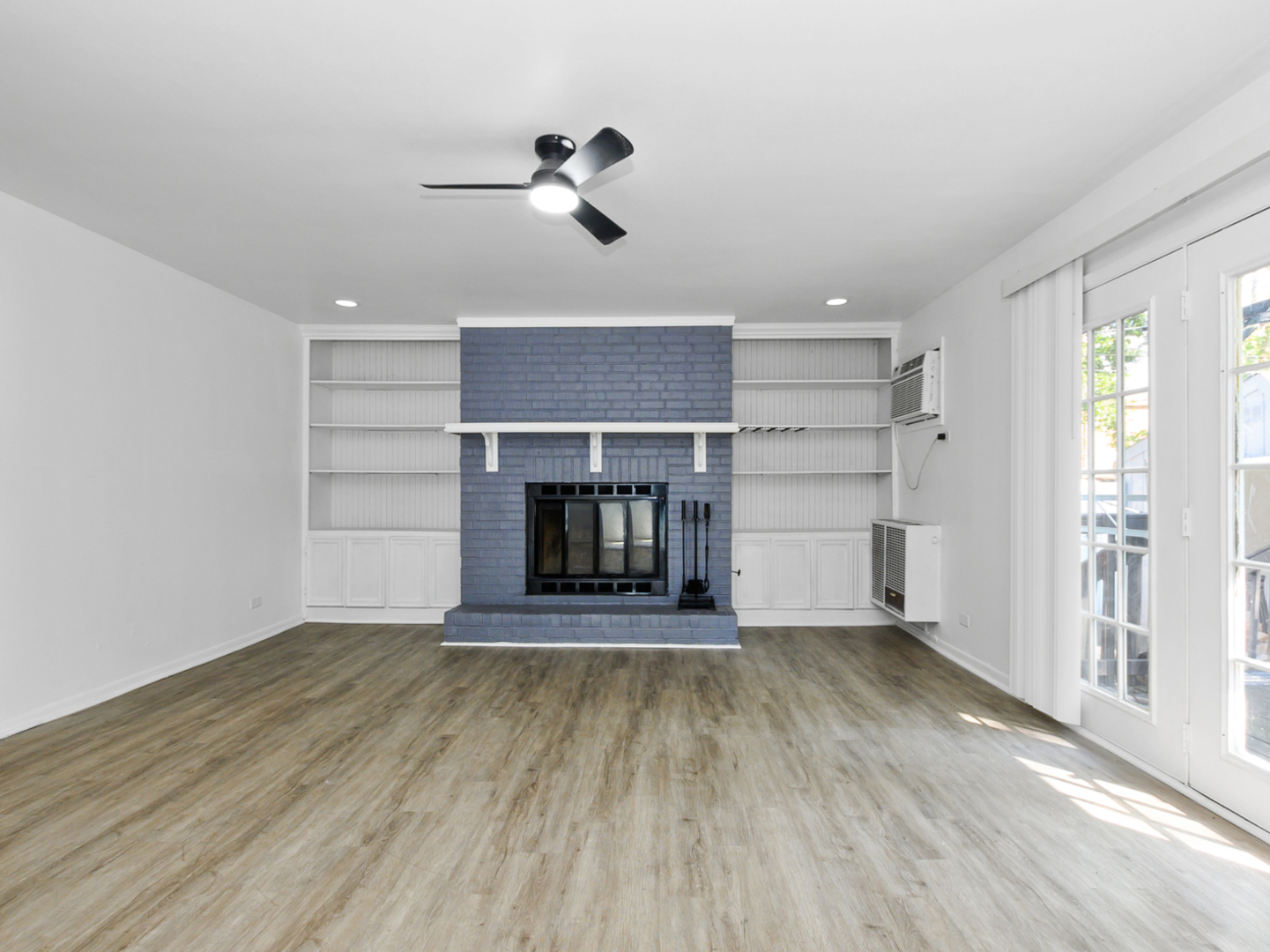 21801 Central Park Avenue Property Photo 17