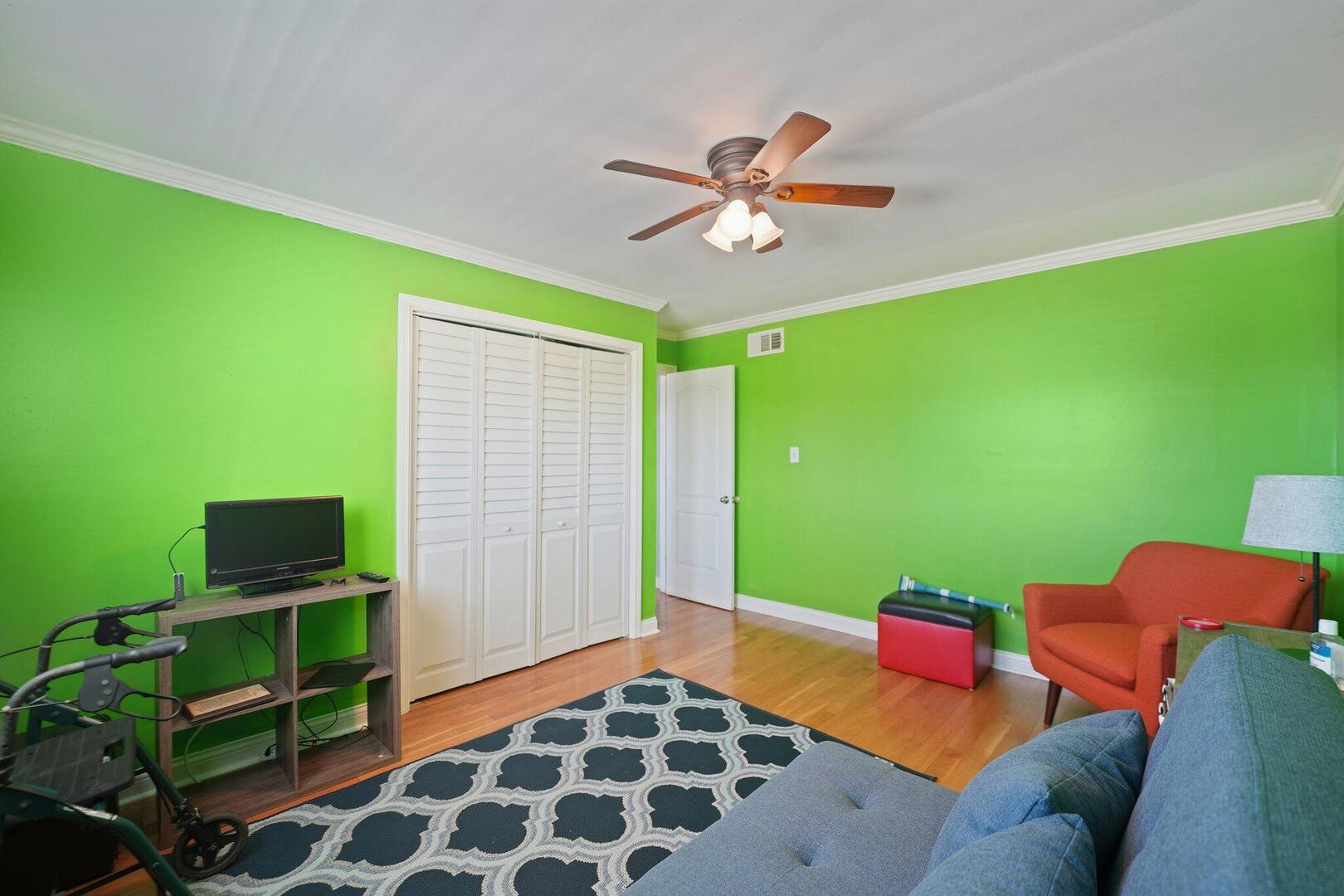 17808 S Hickory Street Property Photo 13