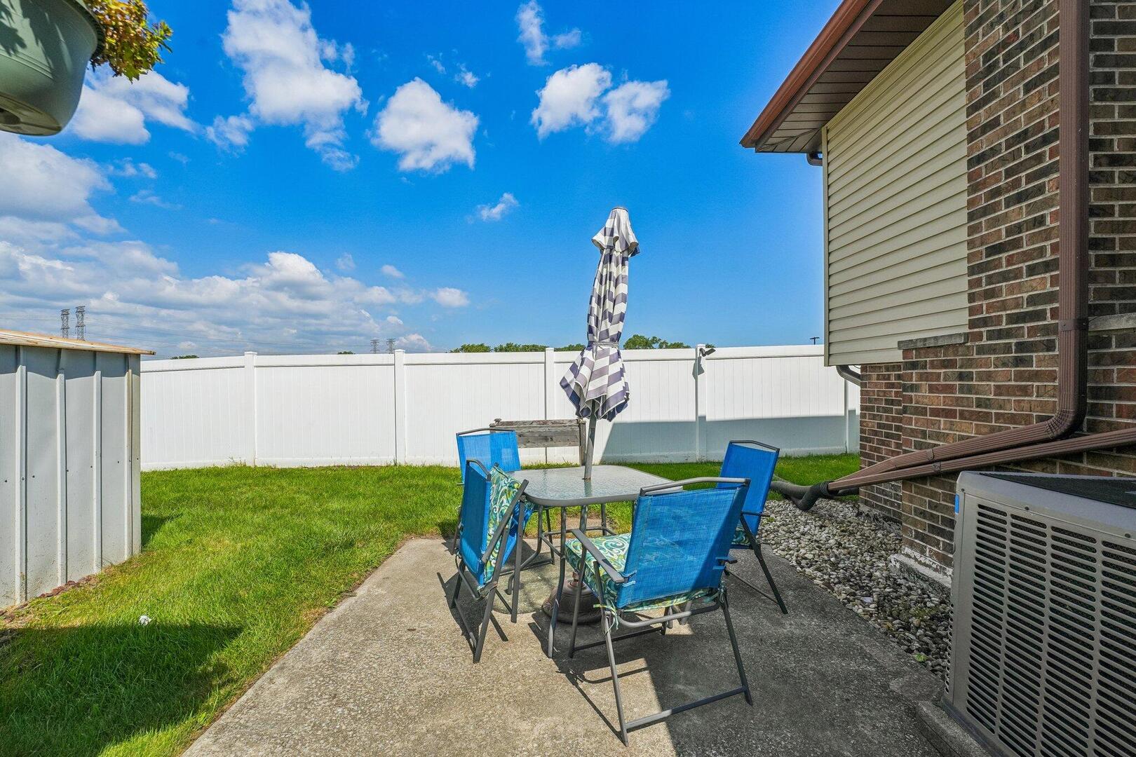 17808 S Hickory Street Property Photo 23