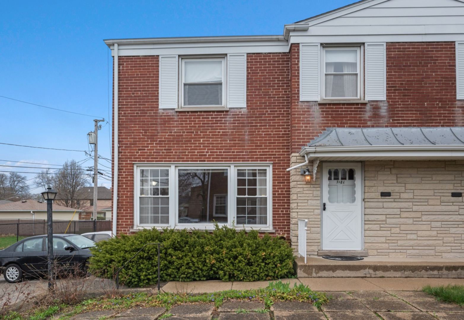 718 1/2 N Western Avenue Property Photo 1