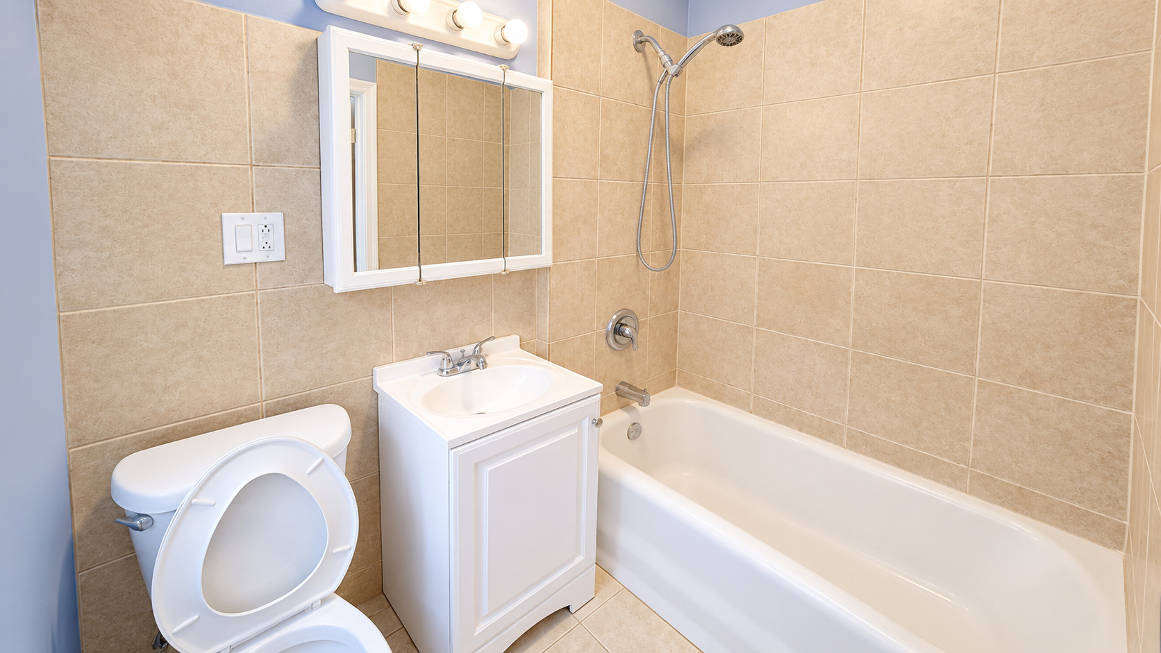 4646 W Addison Street 3w Property Photo 4