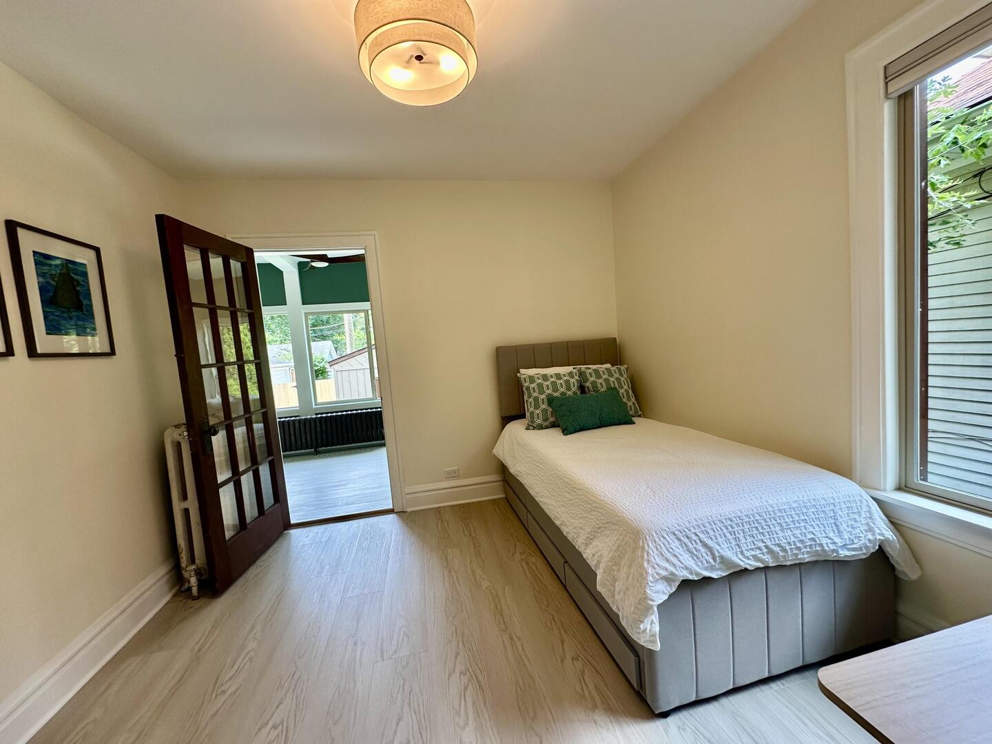 2638 N Central Park Avenue Property Photo 29
