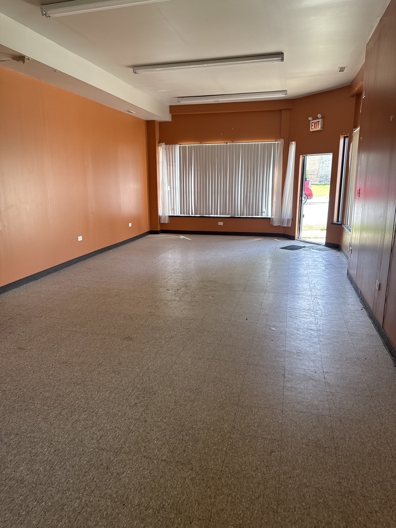 2234-2240 E 73rd Street Property Photo 5