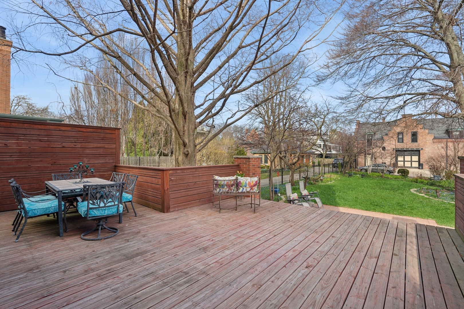 4923 S Greenwood Avenue Property Photo 16