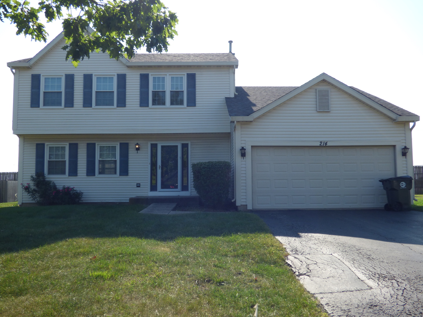 214 Magnolia Drive Property Photo 1