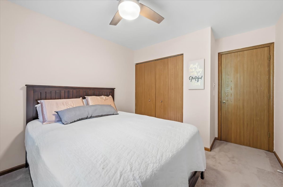 1342 Arlington Court Property Photo 19