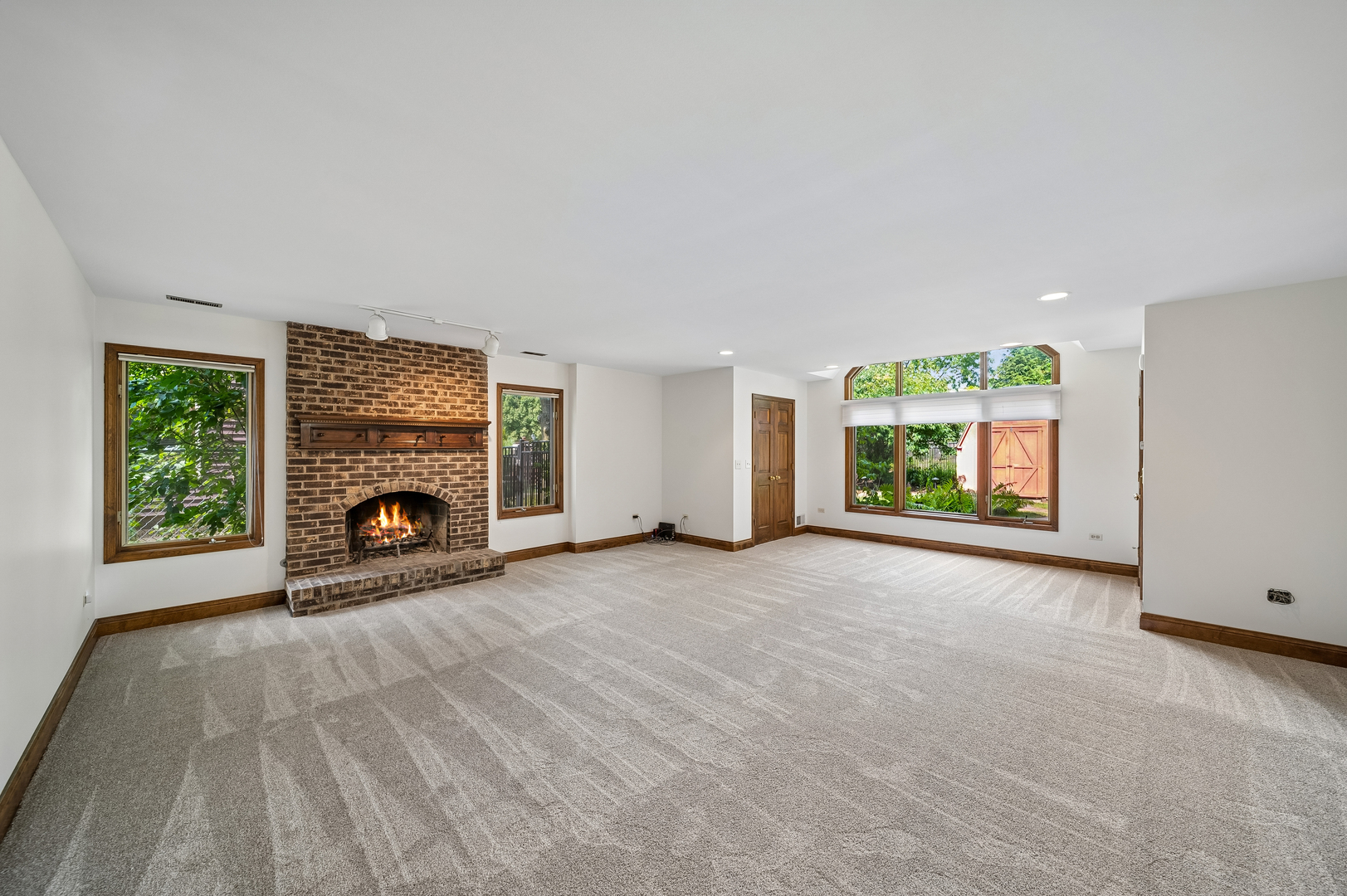 1441 E Hull Drive Property Photo 10
