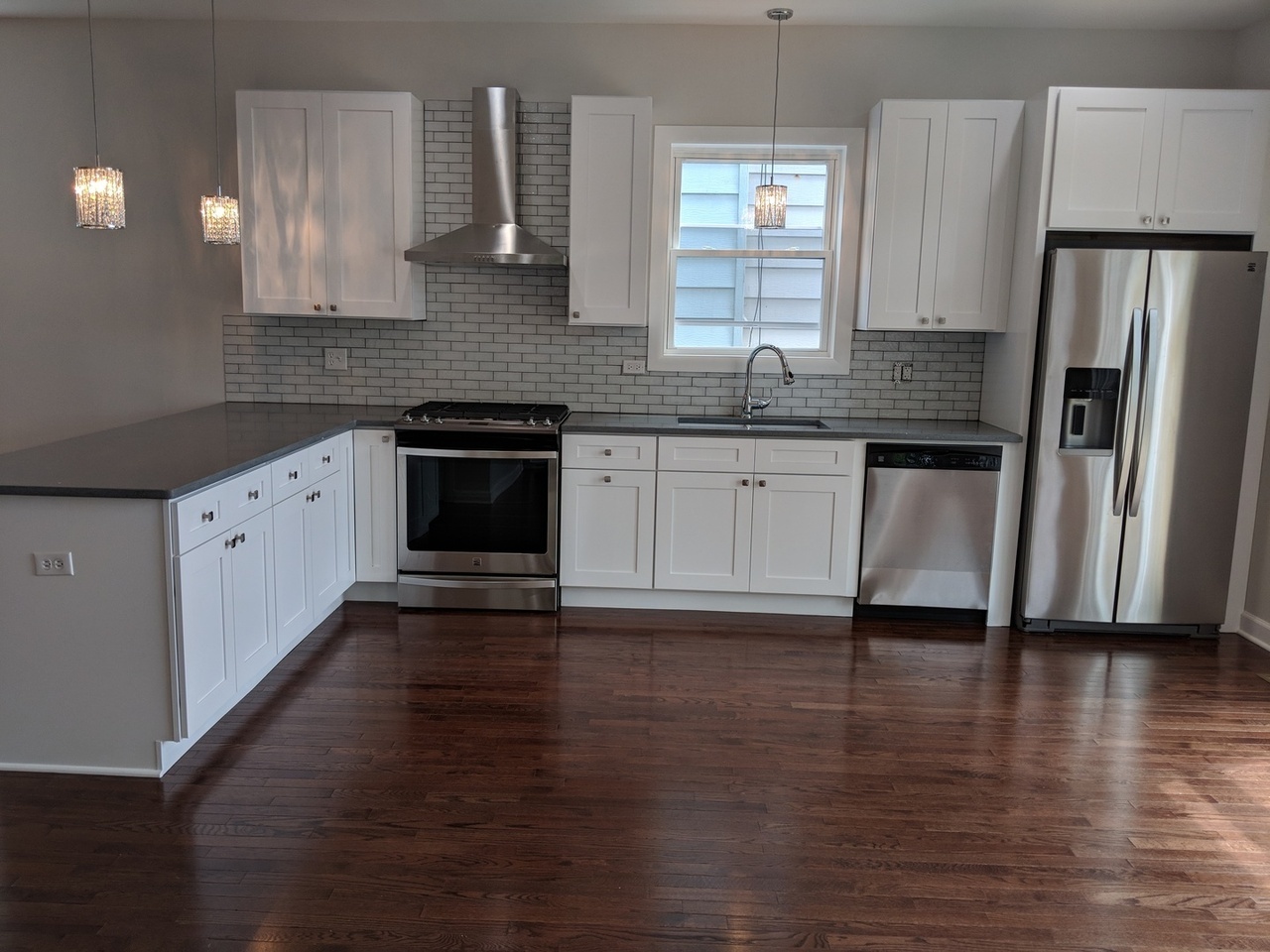 2146 N Kilpatrick Avenue Property Photo 8
