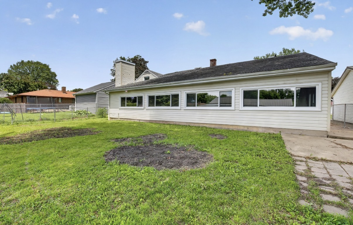 315 9th Avenue Property Photo 3