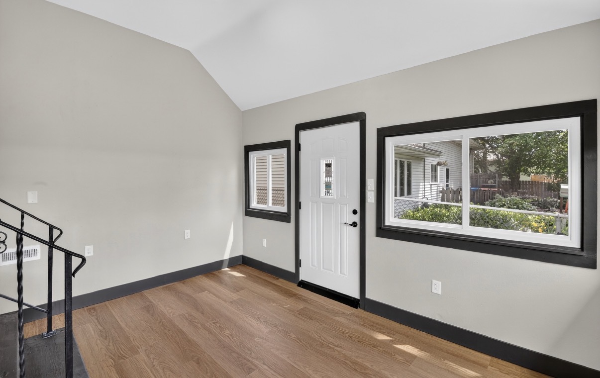 315 9th Avenue Property Photo 5