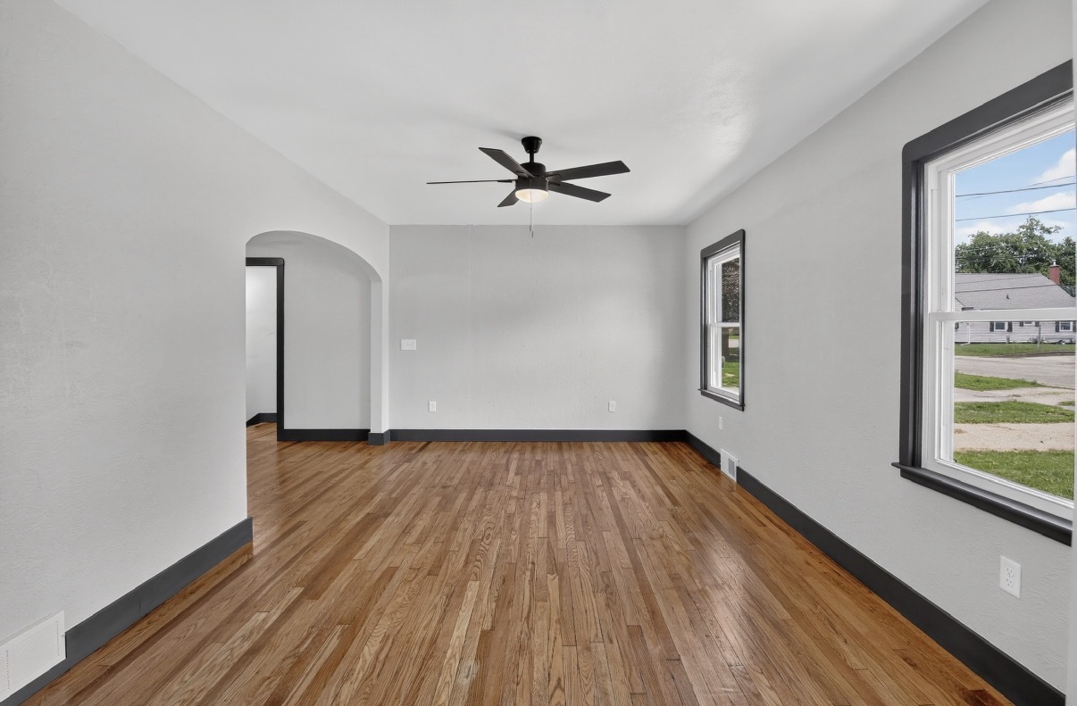 315 9th Avenue Property Photo 6