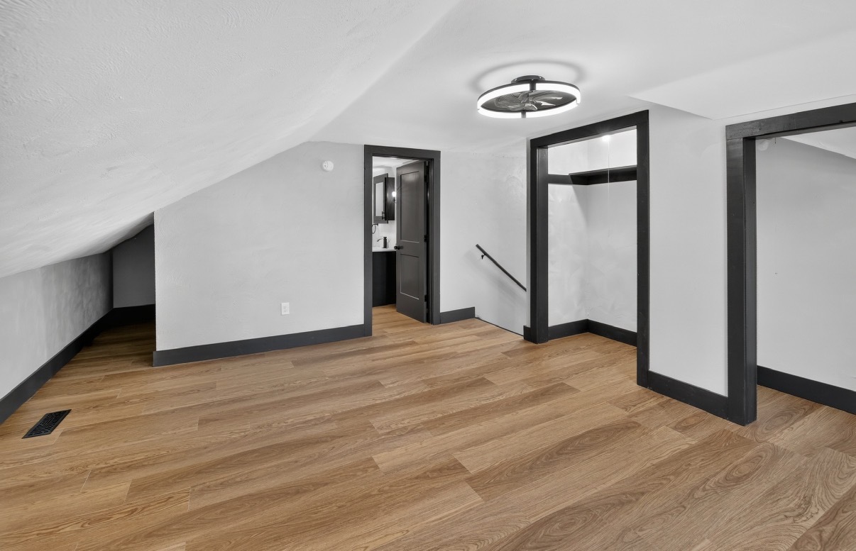 315 9th Avenue Property Photo 21