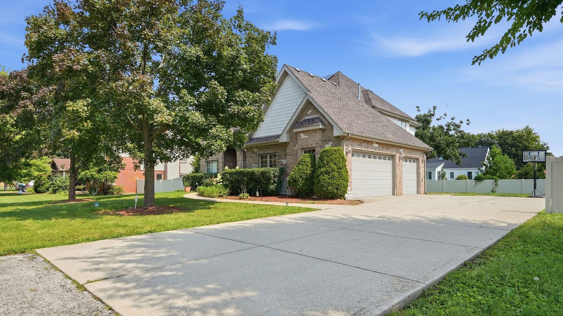 12752112 Property Photo 5