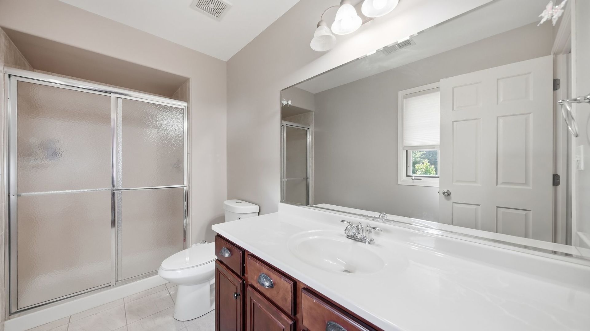 12752112 Property Photo 23