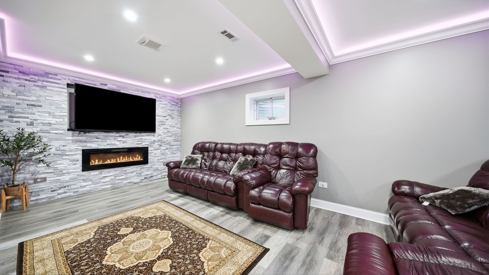 12752112 Property Photo 33