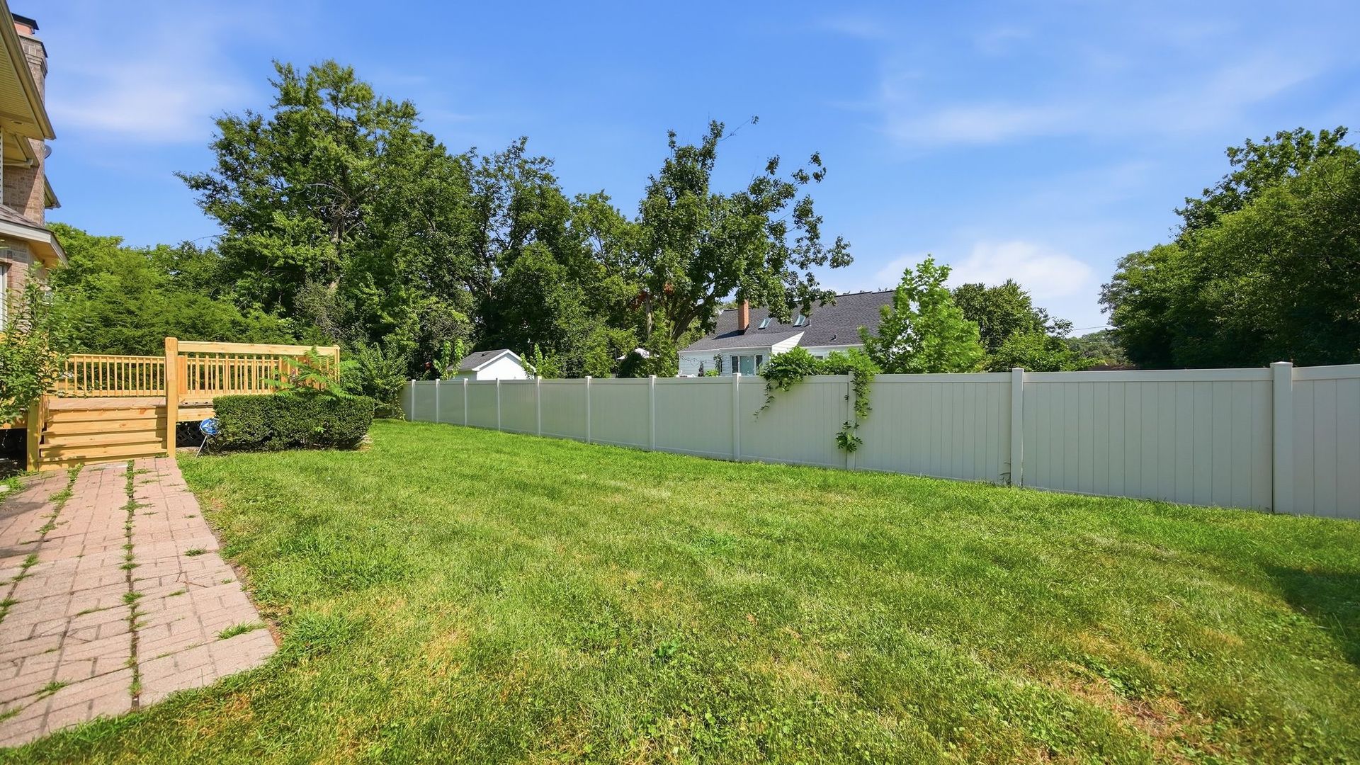 12752112 Property Photo 36