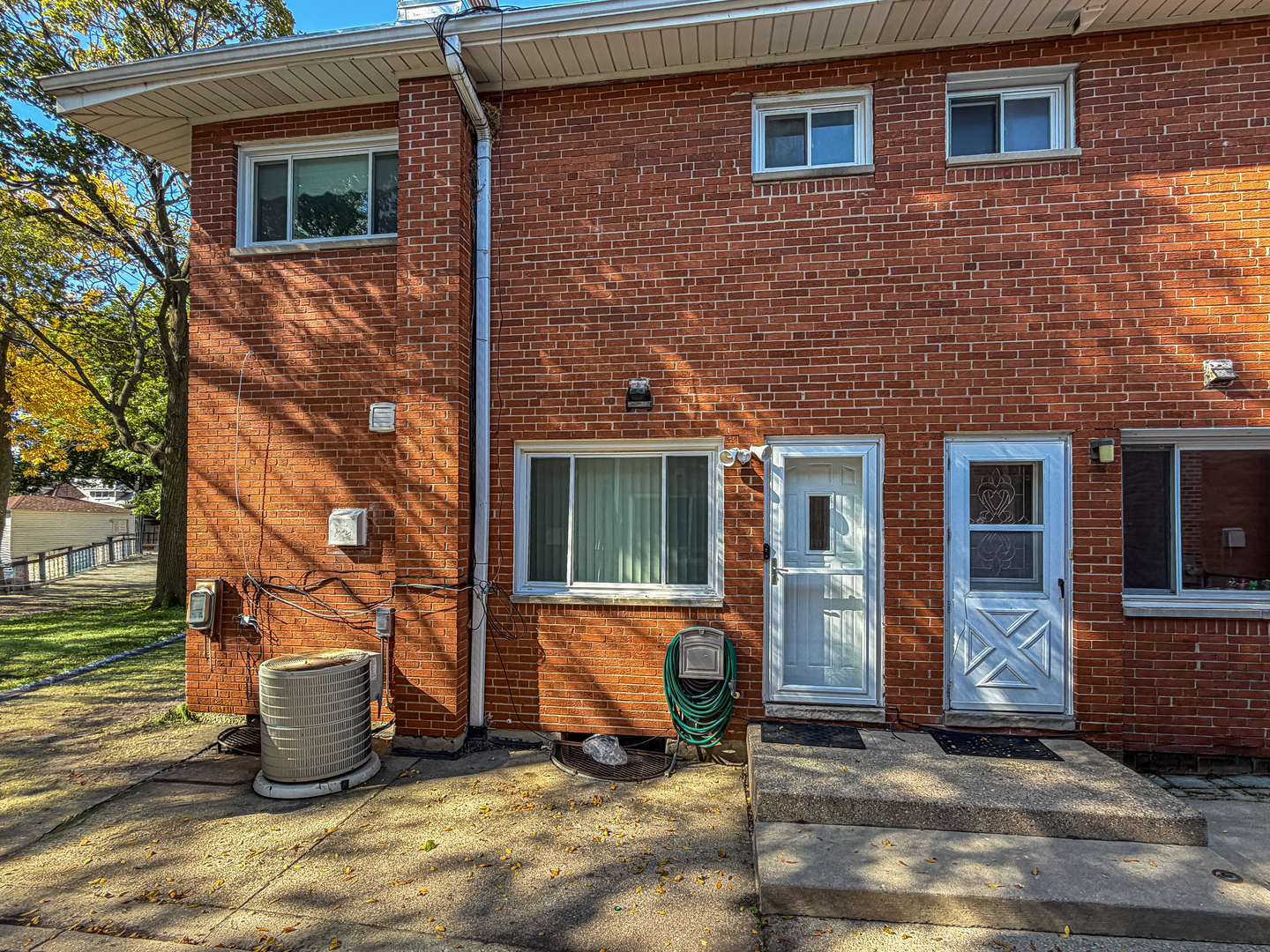 2500 W Birchwood Avenue A Property Photo 2