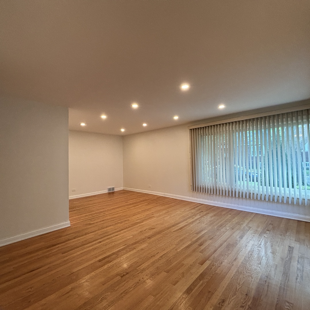 2500 W Birchwood Avenue A Property Photo 4