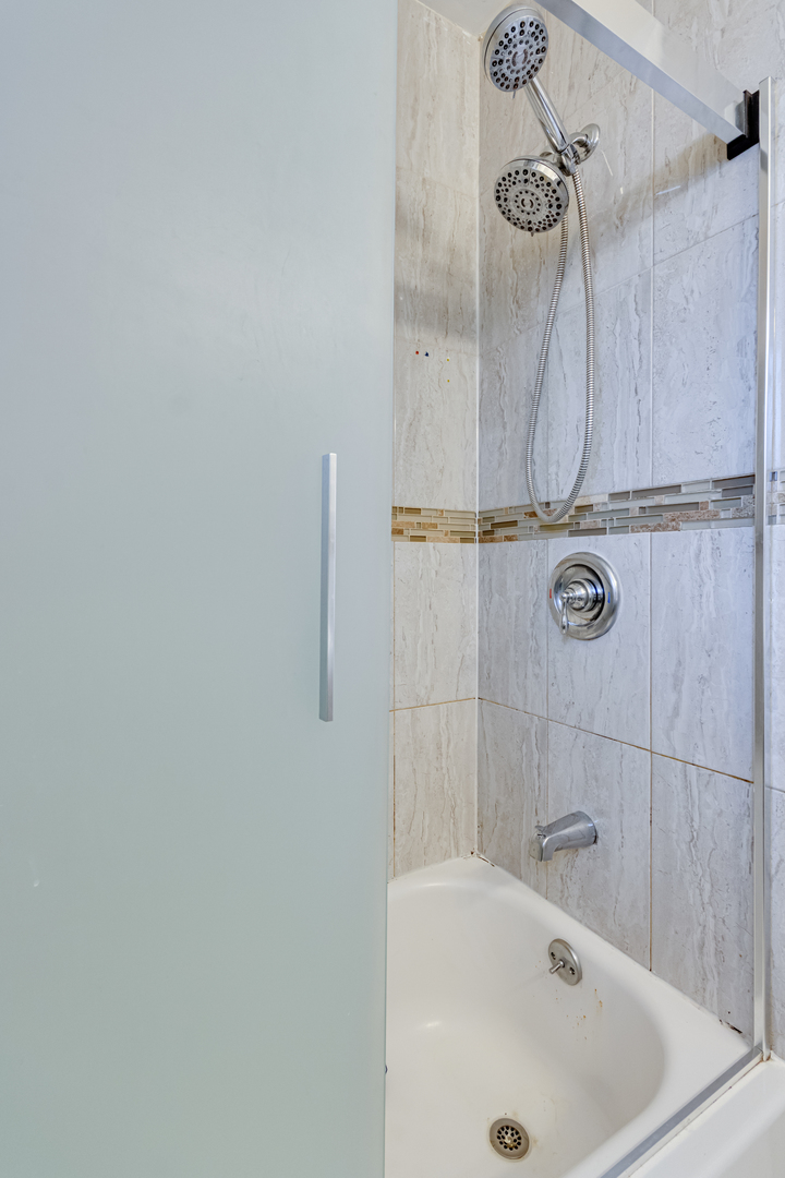 2500 W Birchwood Avenue A Property Photo 5