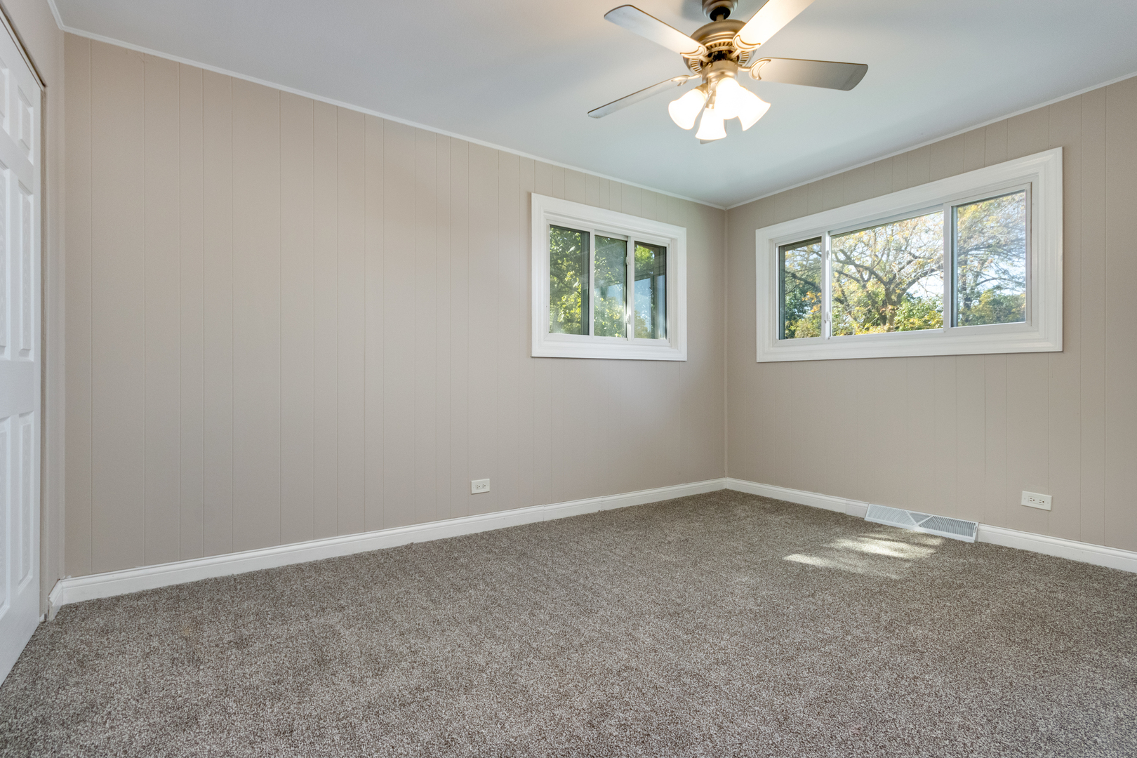 2500 W Birchwood Avenue A Property Photo 8
