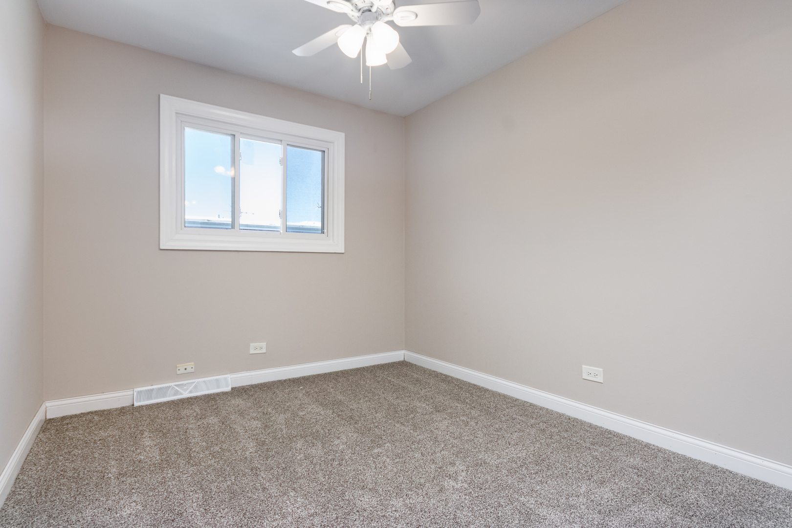 2500 W Birchwood Avenue A Property Photo 10