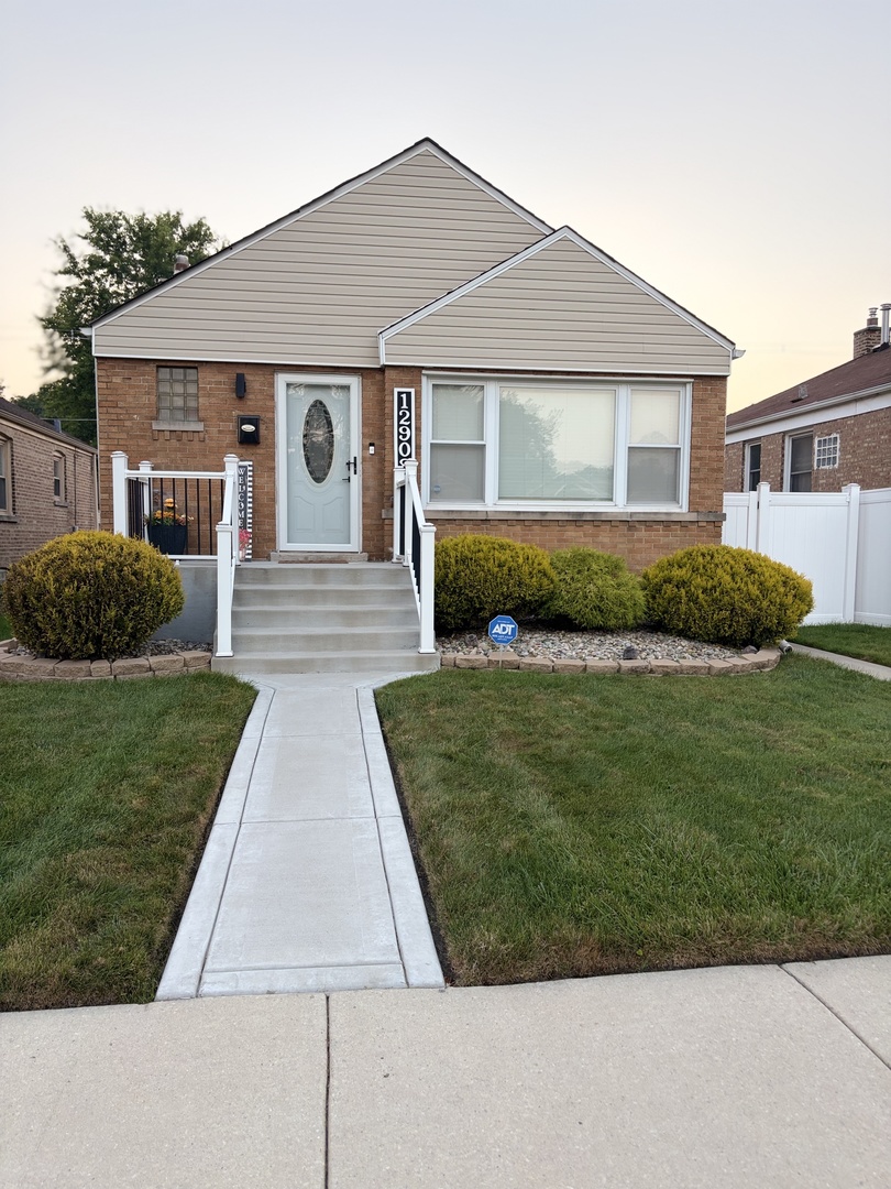12908 S Parnell Avenue Property Photo 1