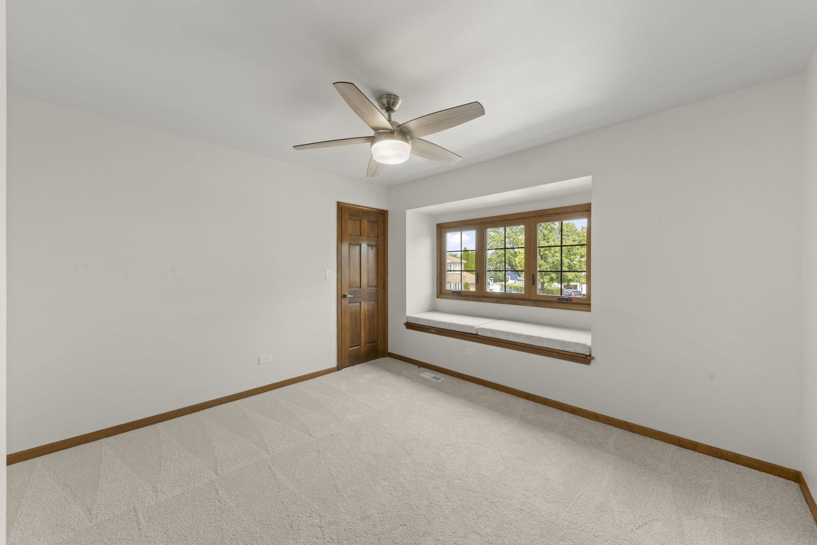 4532 Arbor View Drive Property Photo 18