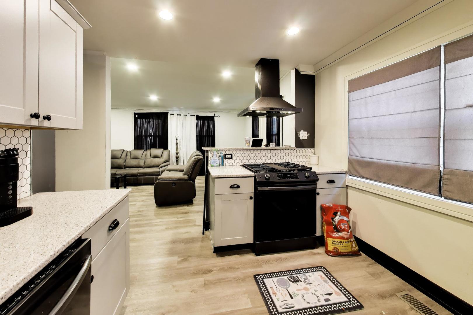 483 Talala Street Property Photo 12