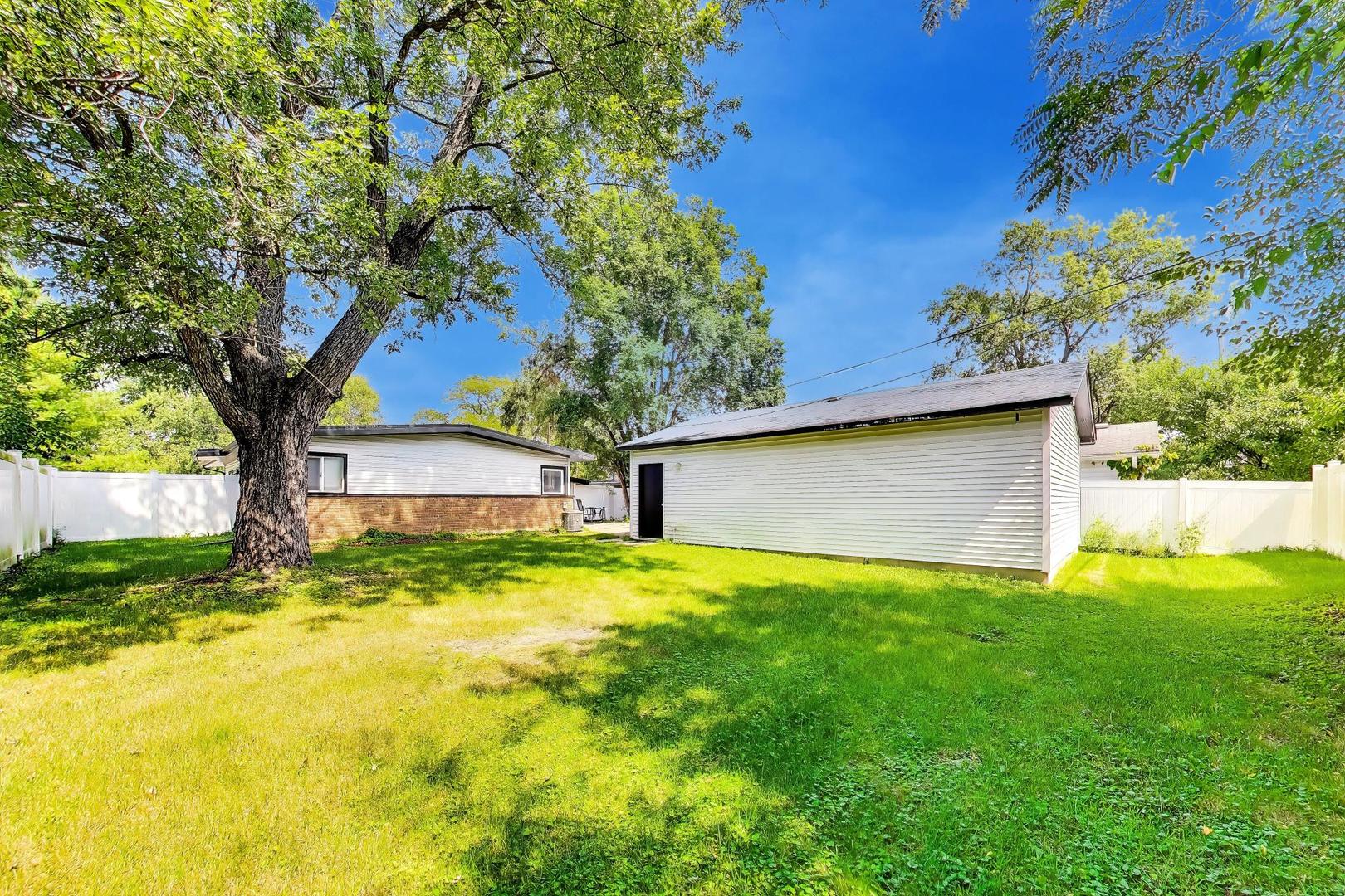 483 Talala Street Property Photo 27