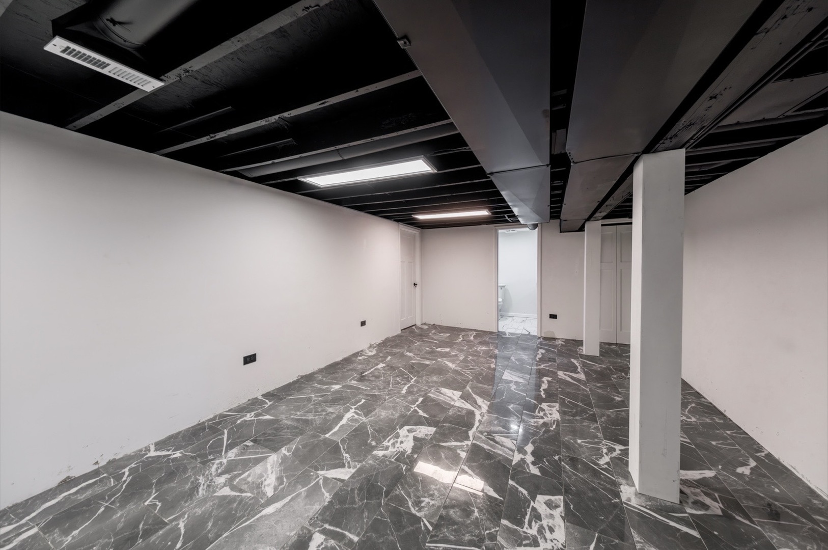 1300 Washington Street Property Photo 25