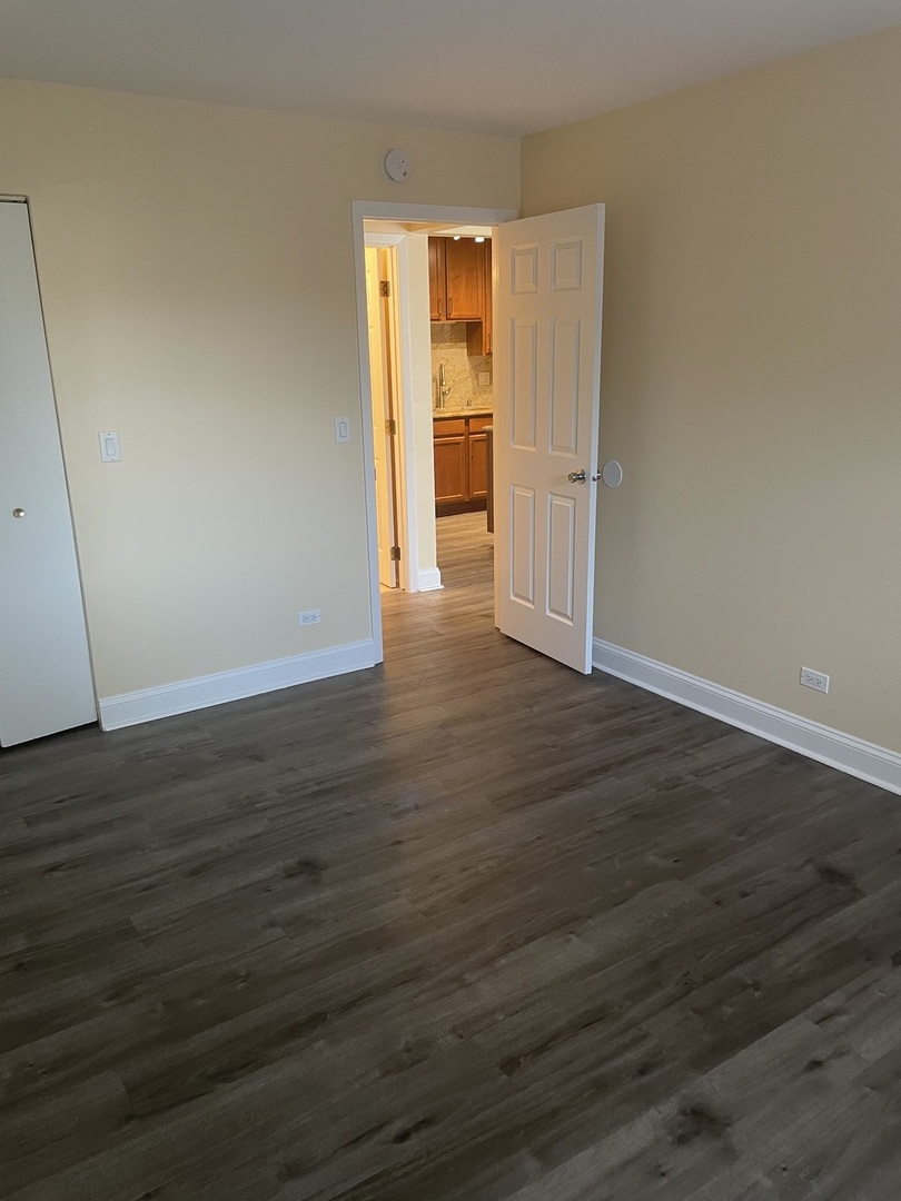 650 Perrie Drive 304 Property Photo 9