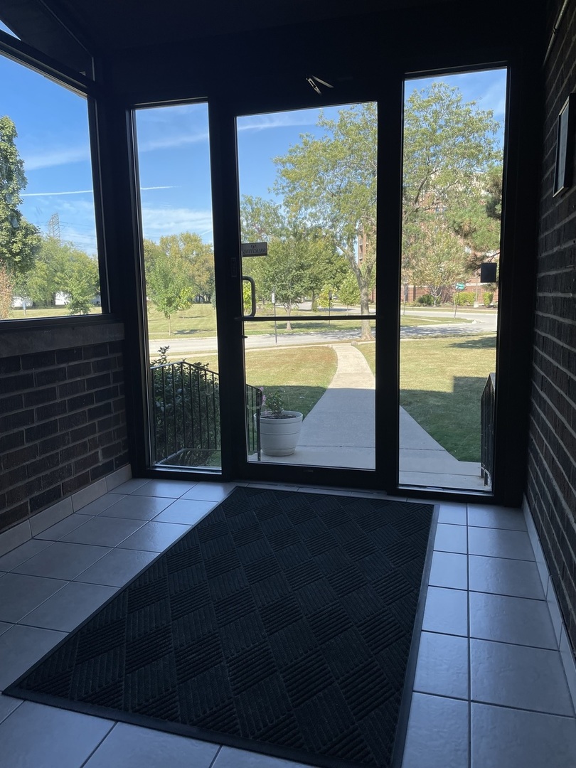 650 Perrie Drive 304 Property Photo 16