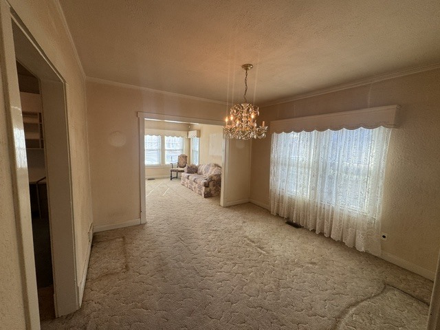 2726 Clarence Avenue Property Photo 6
