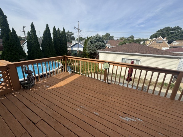 2726 Clarence Avenue Property Photo 27