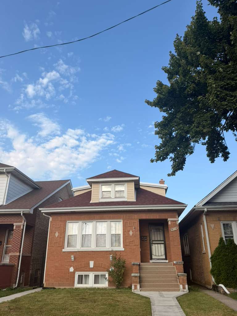 4314 N Menard Avenue 2 Property Photo 1