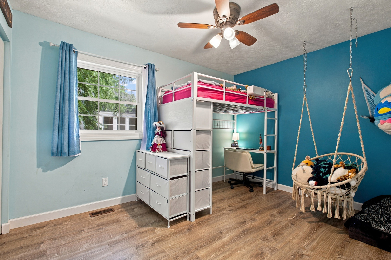 1103 Center Street Property Photo 12