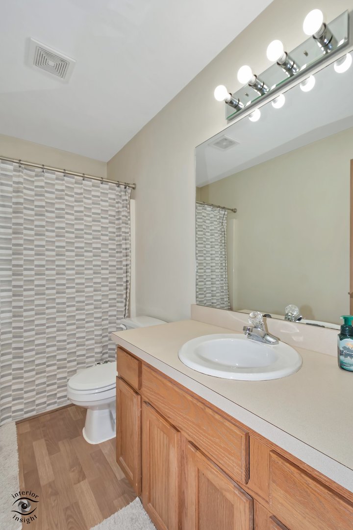 1004 Addleman Street Property Photo 15