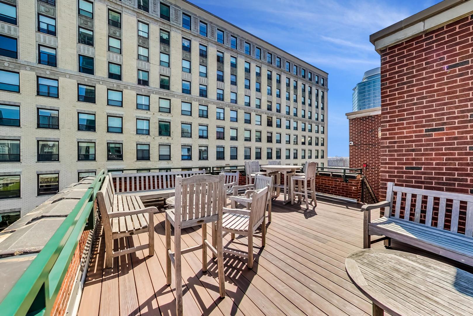 888 S Michigan Avenue 601 Property Photo 15