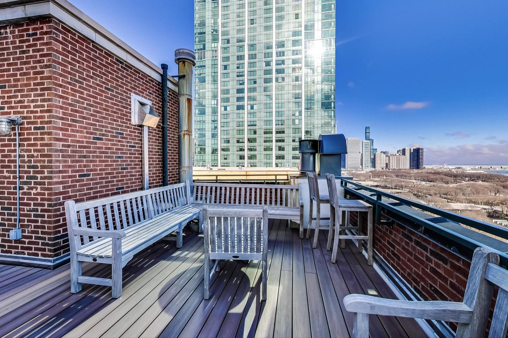 888 S Michigan Avenue 601 Property Photo 16