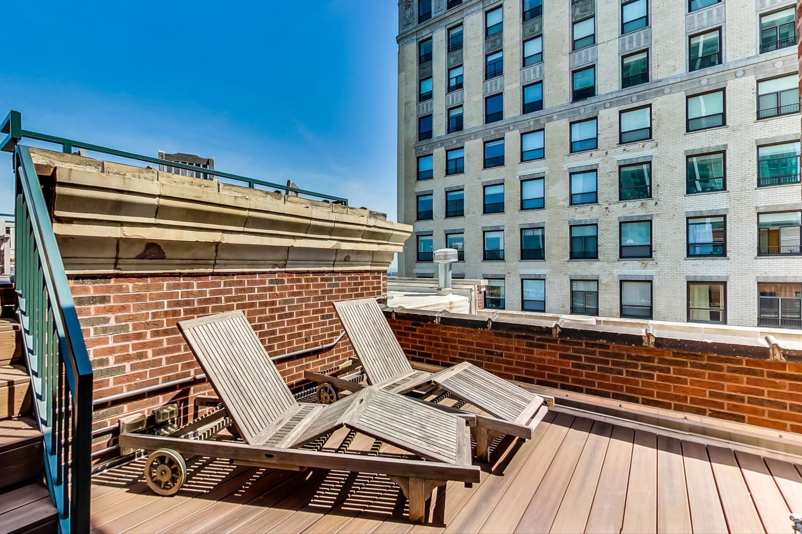 888 S Michigan Avenue 601 Property Photo 17