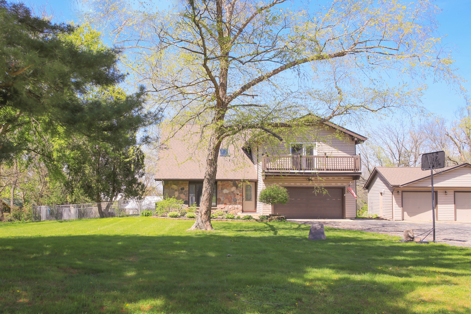 3203 Elizabeth Street Property Photo 2