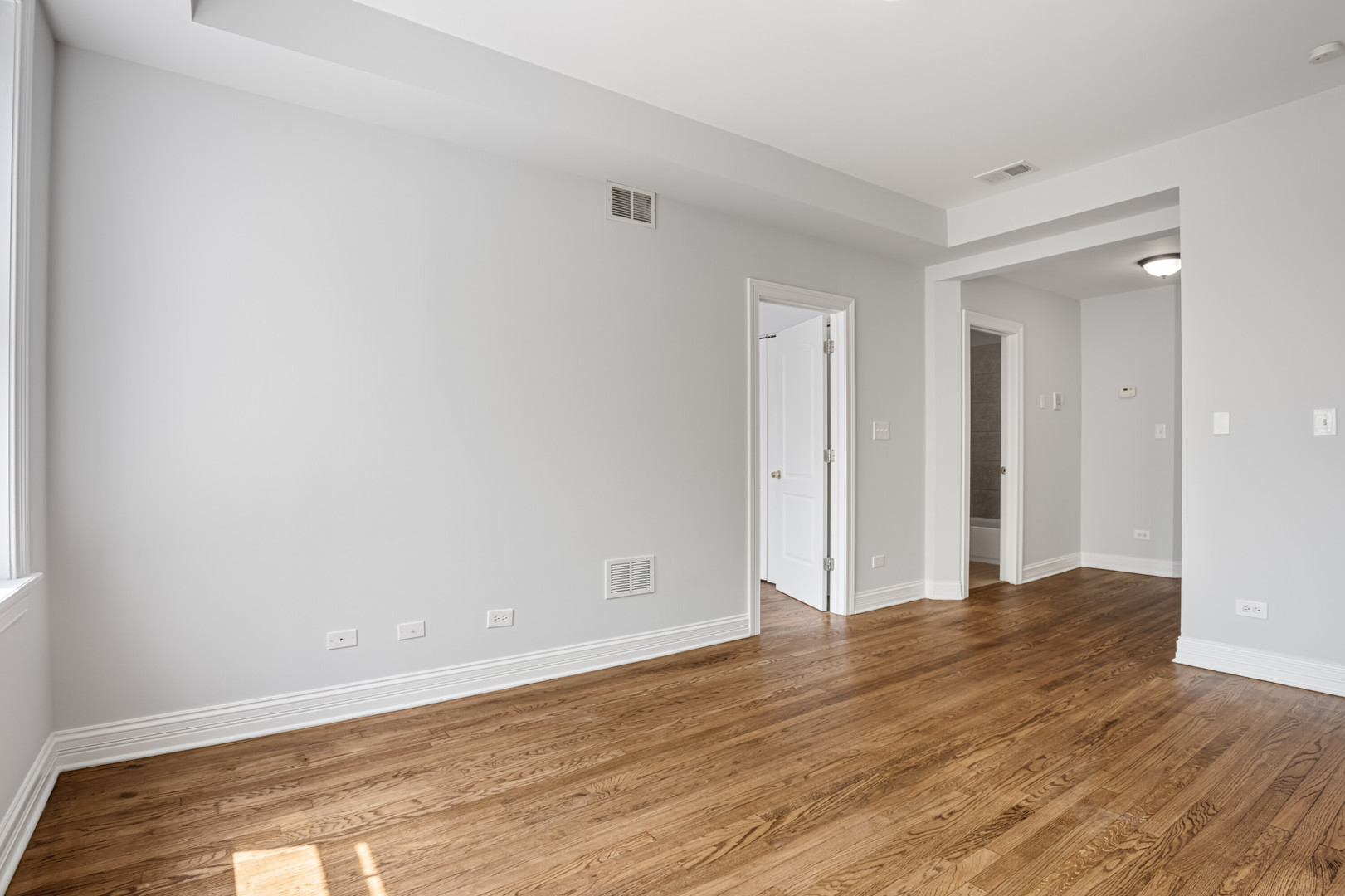 7324 N Damen Avenue 2 Property Photo 7