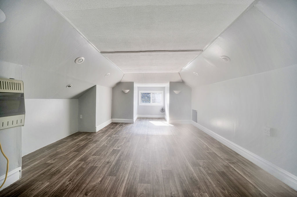 2241 S Austin Boulevard Property Photo 18