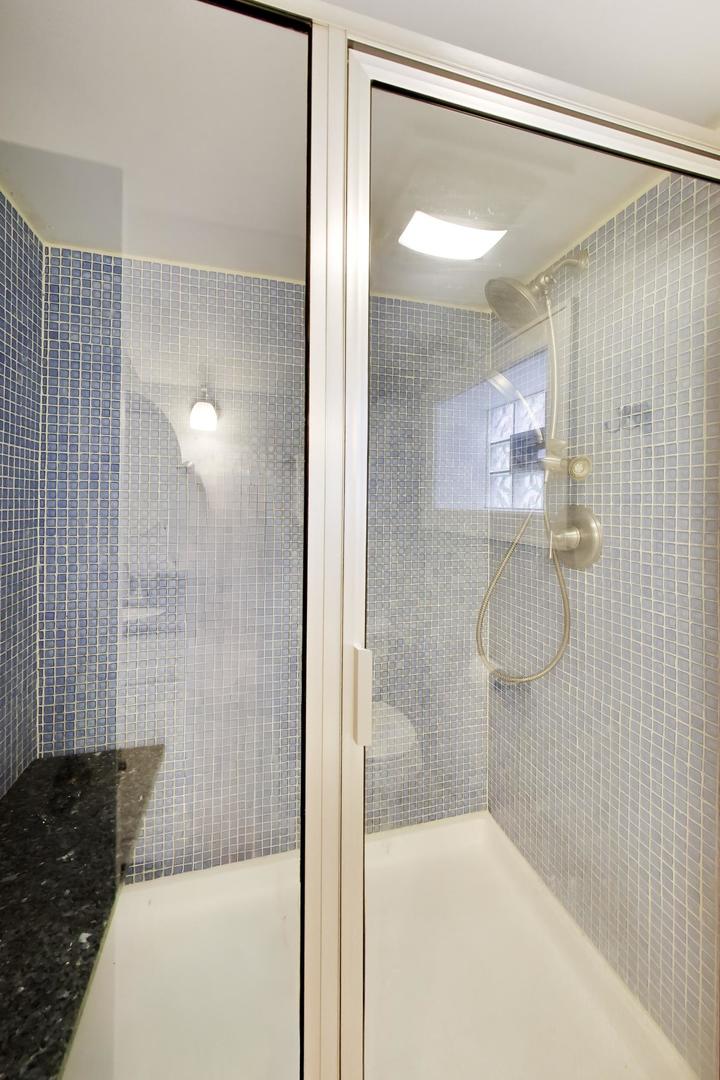 5042 N Melvina Avenue Property Photo 23