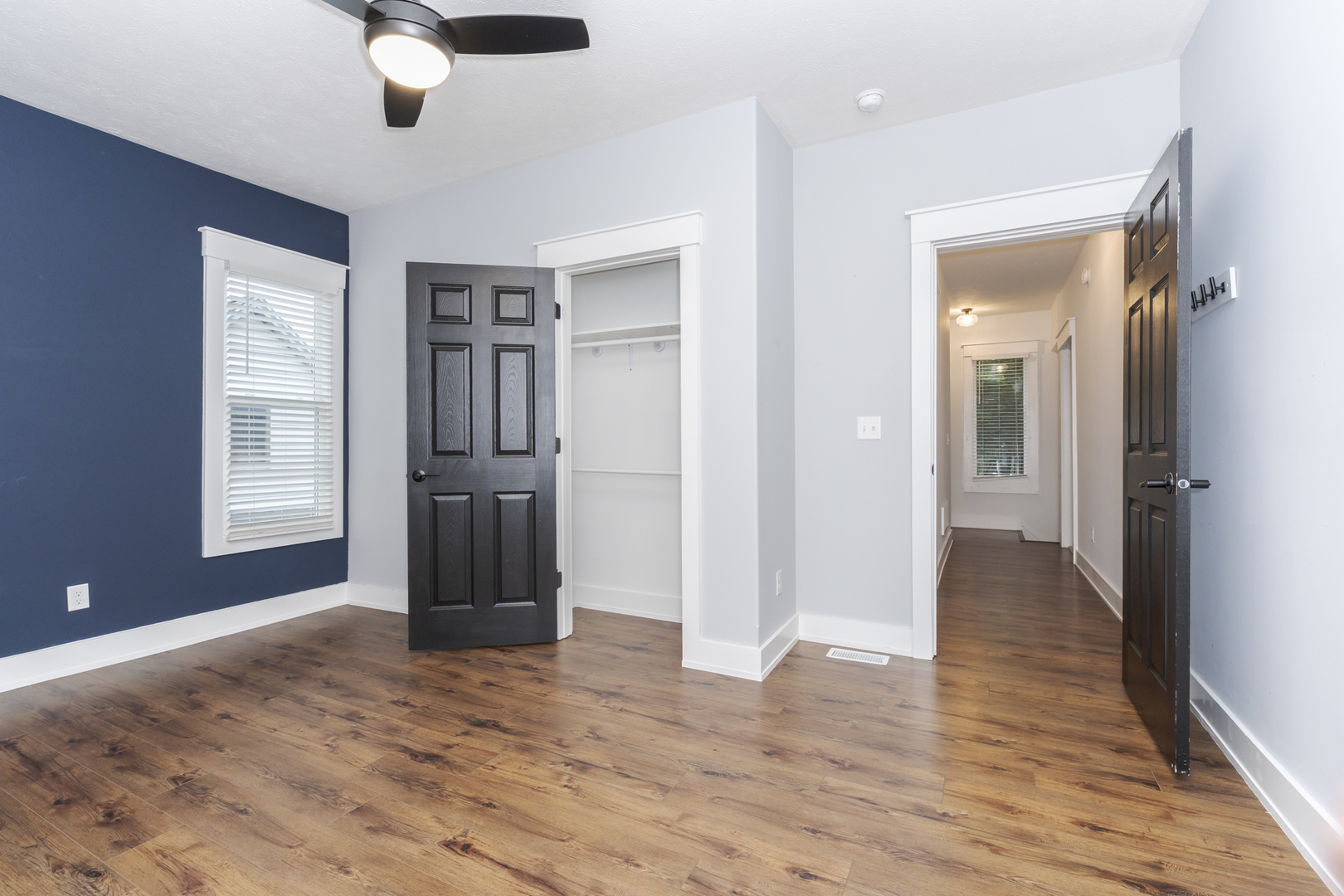 809 N Lee Street Property Photo 15