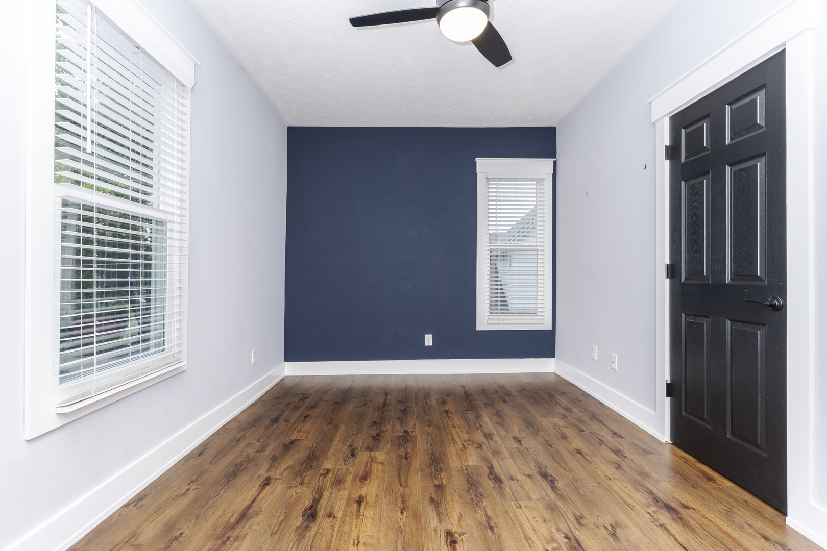 809 N Lee Street Property Photo 19