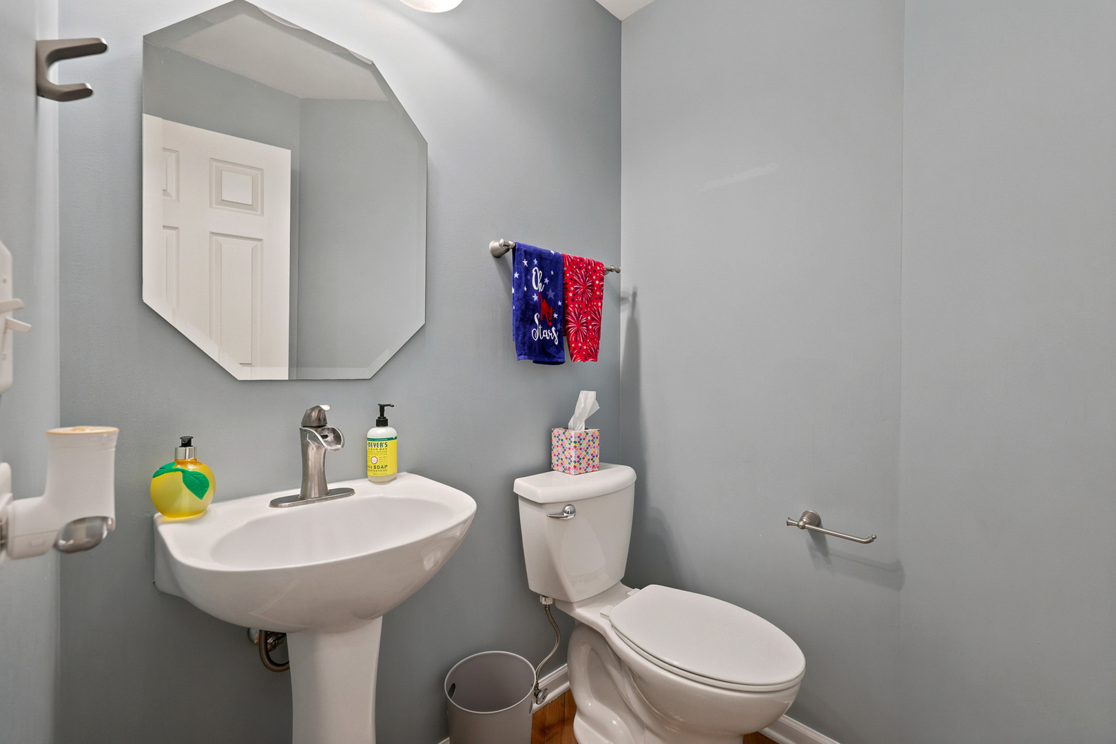 28055 W Niagara Street 28055 Property Photo 13