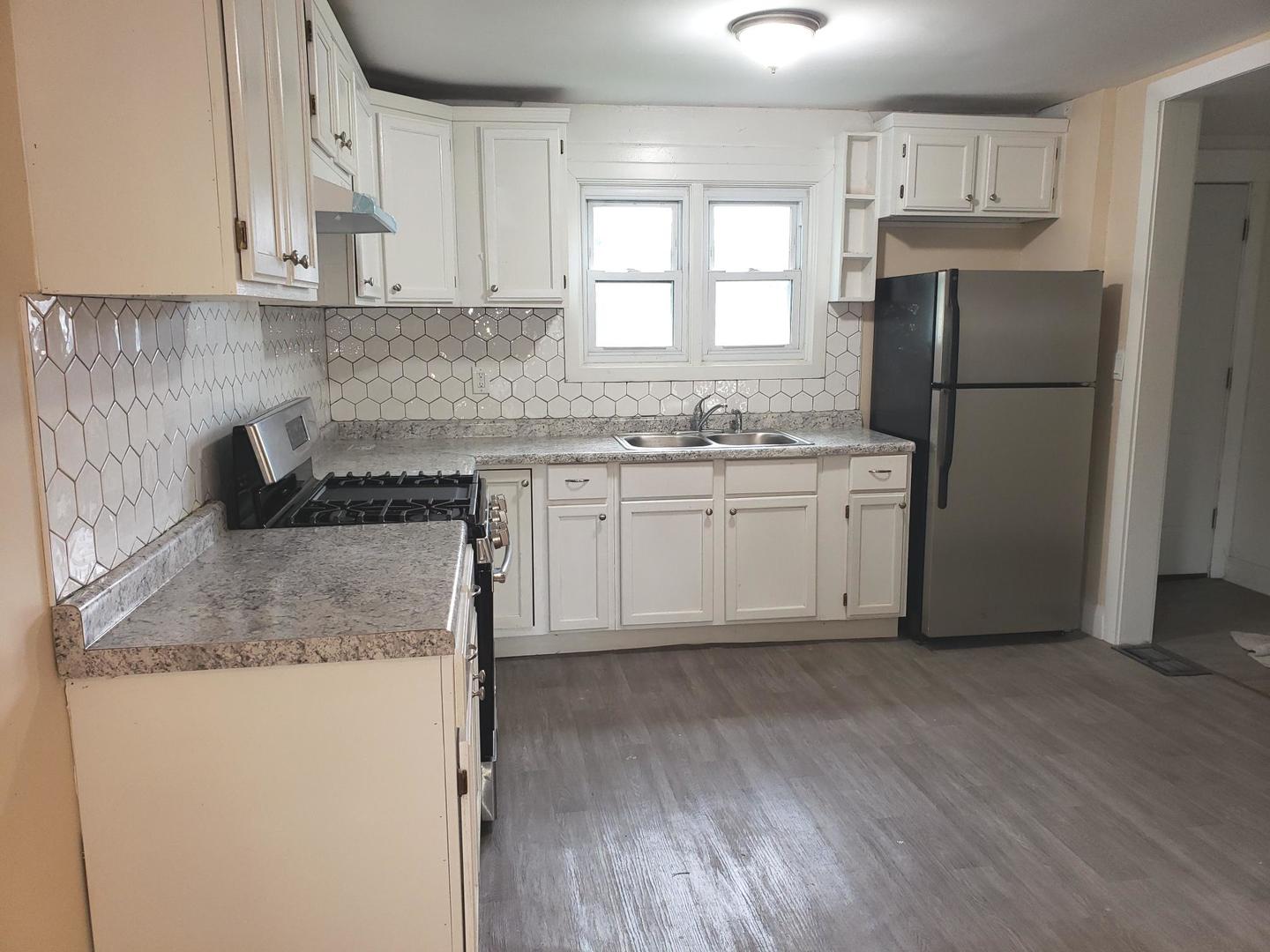 12752195 Property Photo 4